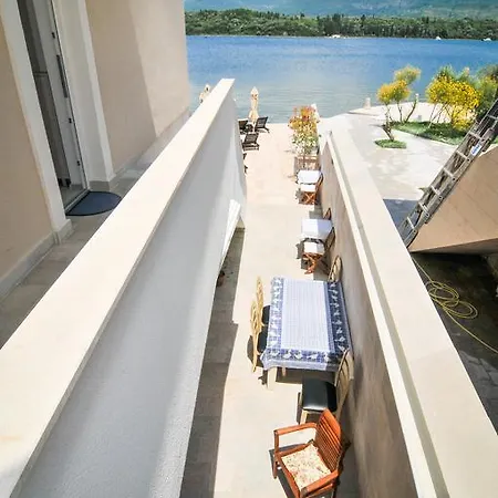 Apartments Zukovac Tivat Exterior photo