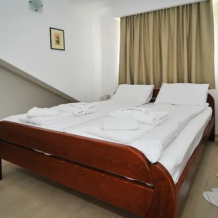 Apartments Zukovac Tivat Exterior photo