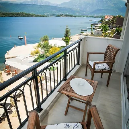 Apartments Zukovac Tivat Exterior photo